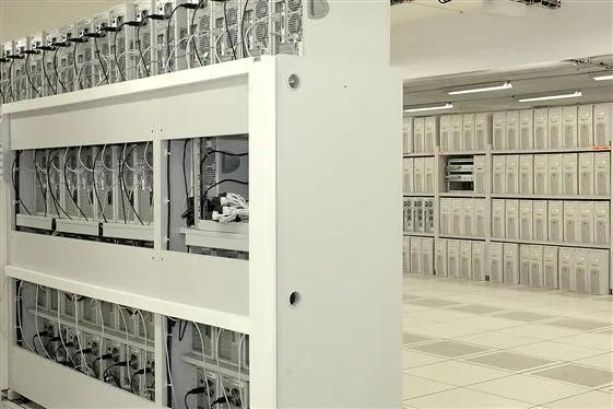 The CERN PC farm